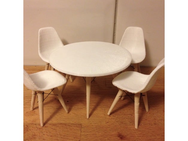 Dolls House Eames Table and Chairs