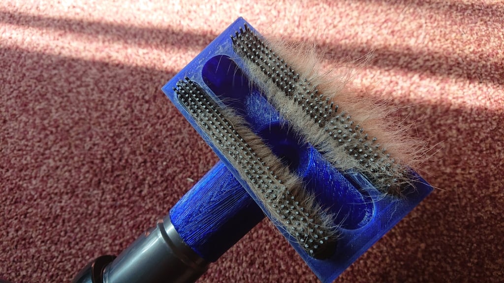 Pet vacuum brush