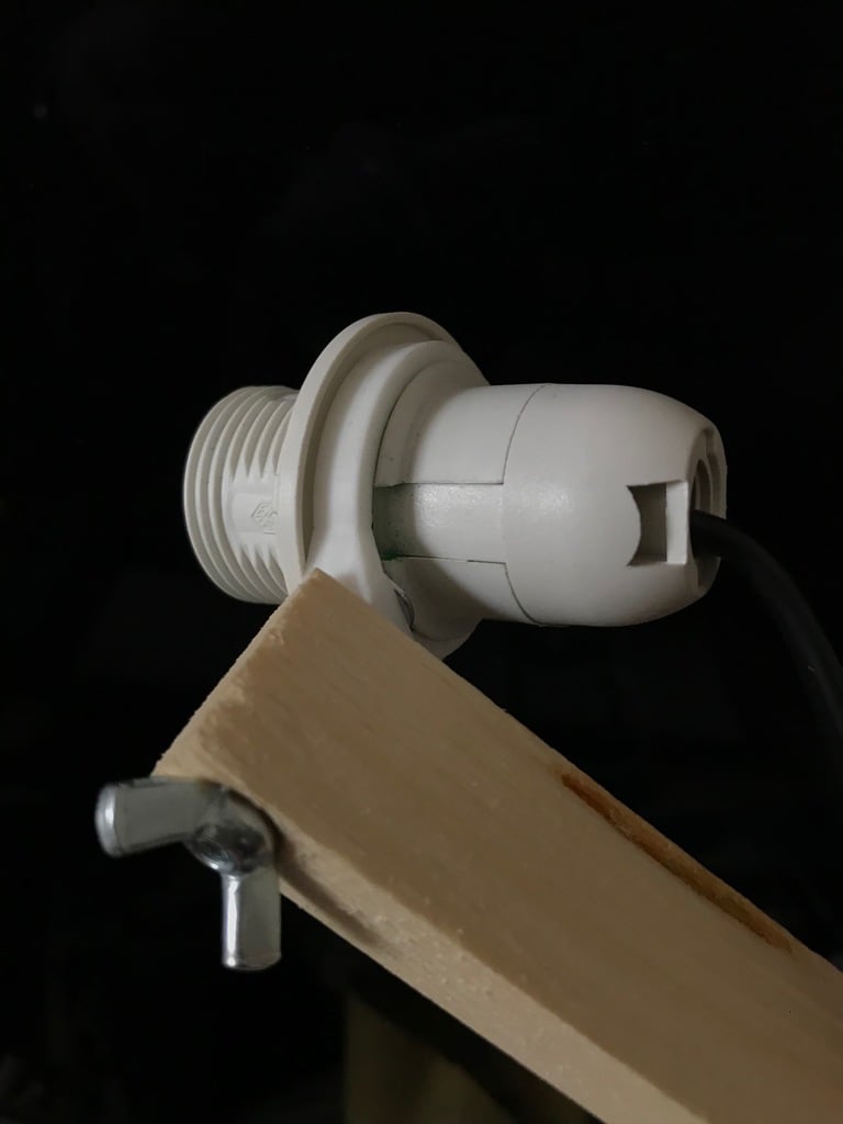 E14 lamp bulb socket to M4 flat head screw adapter 