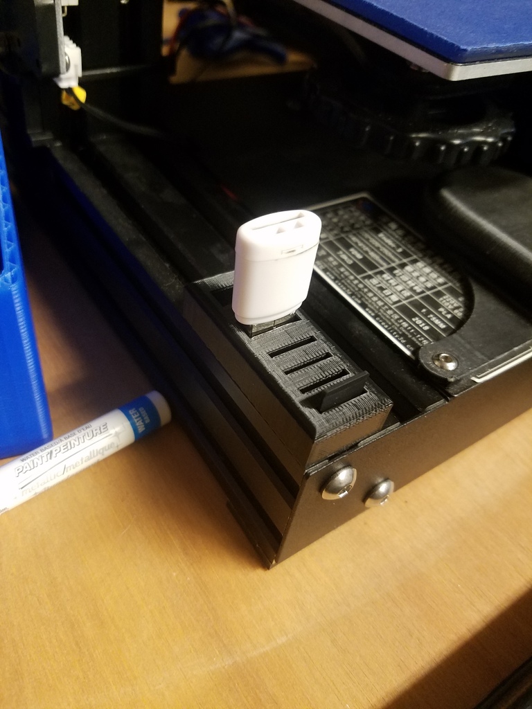 SD Card and USB holder for Ender 3 2020 Extrusion