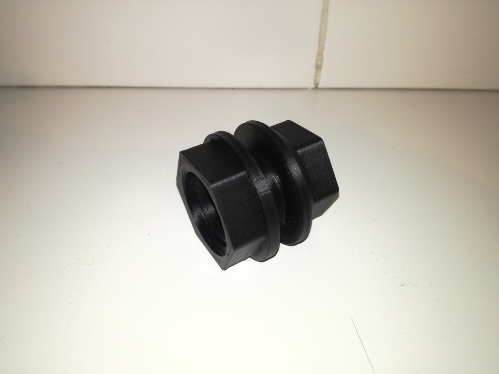 Tank Connector - 30mm hole, f2f 20mm OD pipe