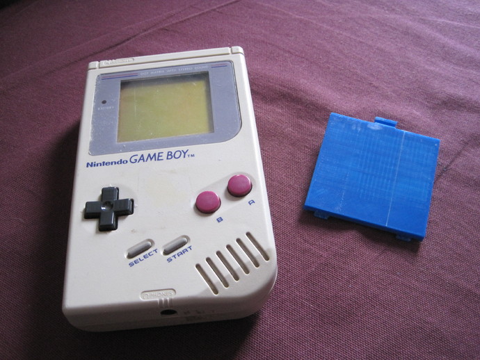 Nintendo GameBoy battery cover