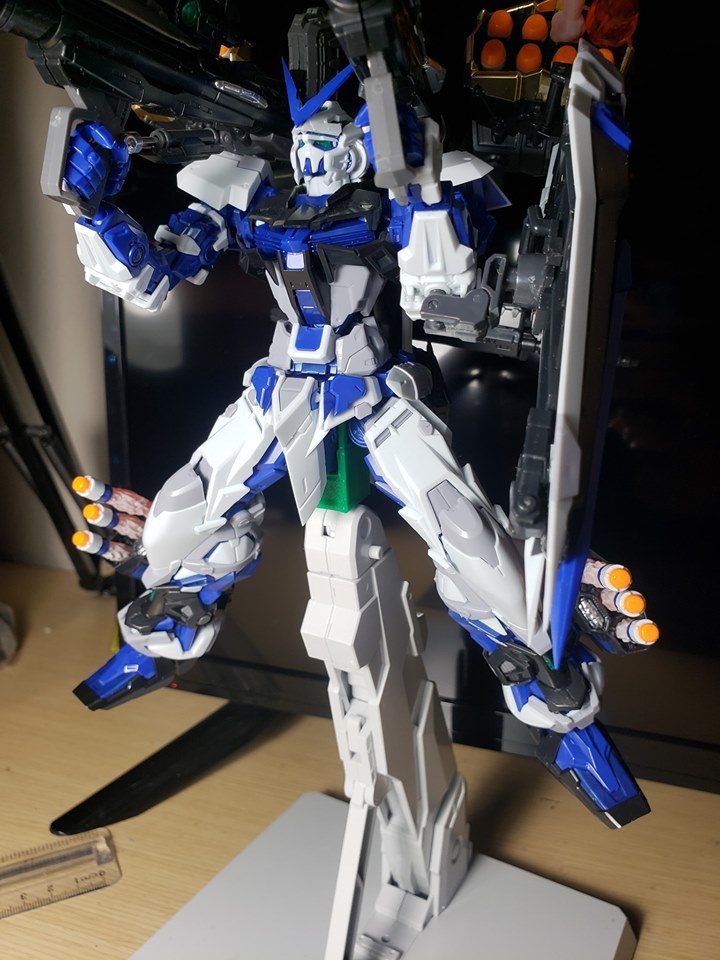Gundam 1/100 Astray blue frame base adapter