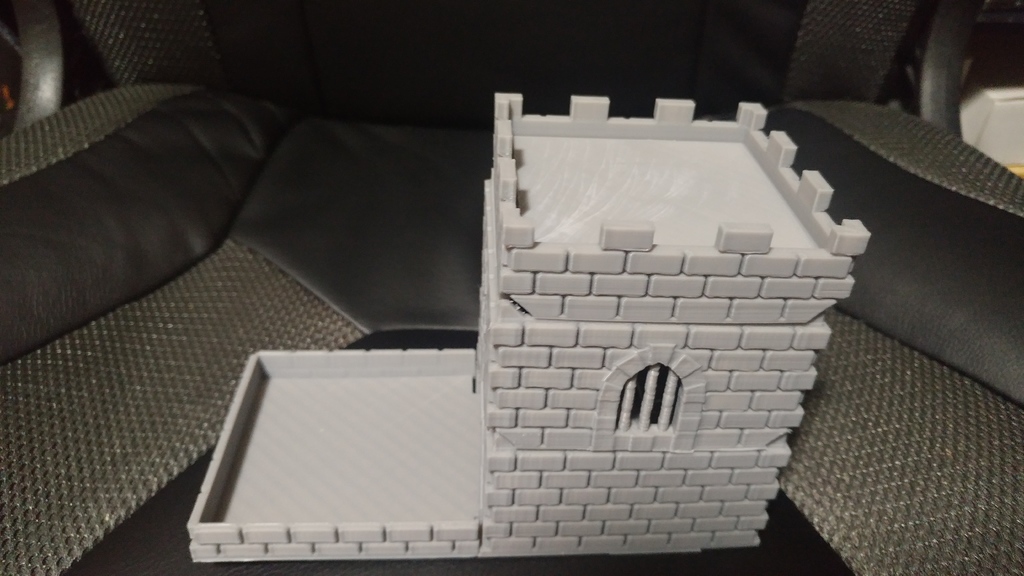 Solid Top for Modular Dice Tower