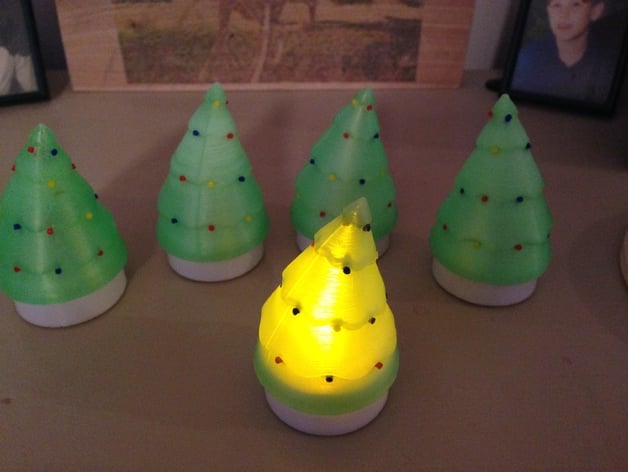 LED Christmas Tree w/Color