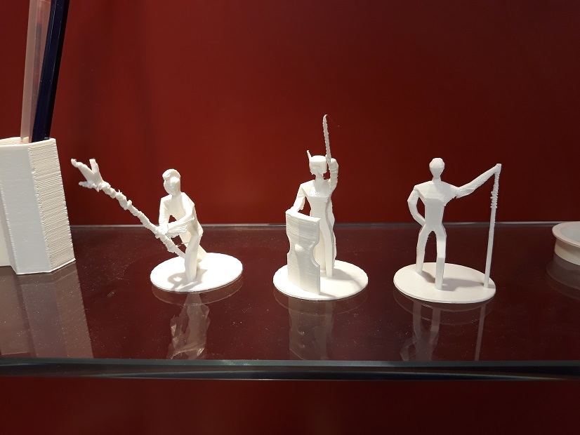 Simple Figure Collection - No supports / Tree supports