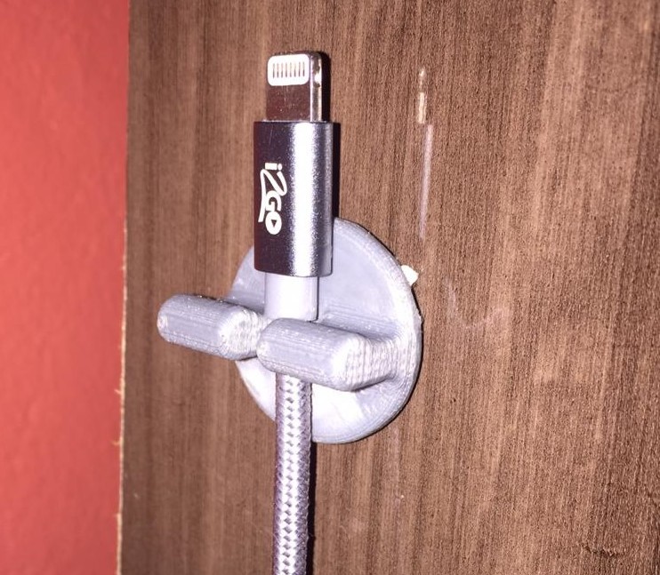 Iphone / Sansung cable holder