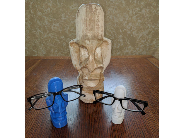 Yorick Statue & Glasses Holder