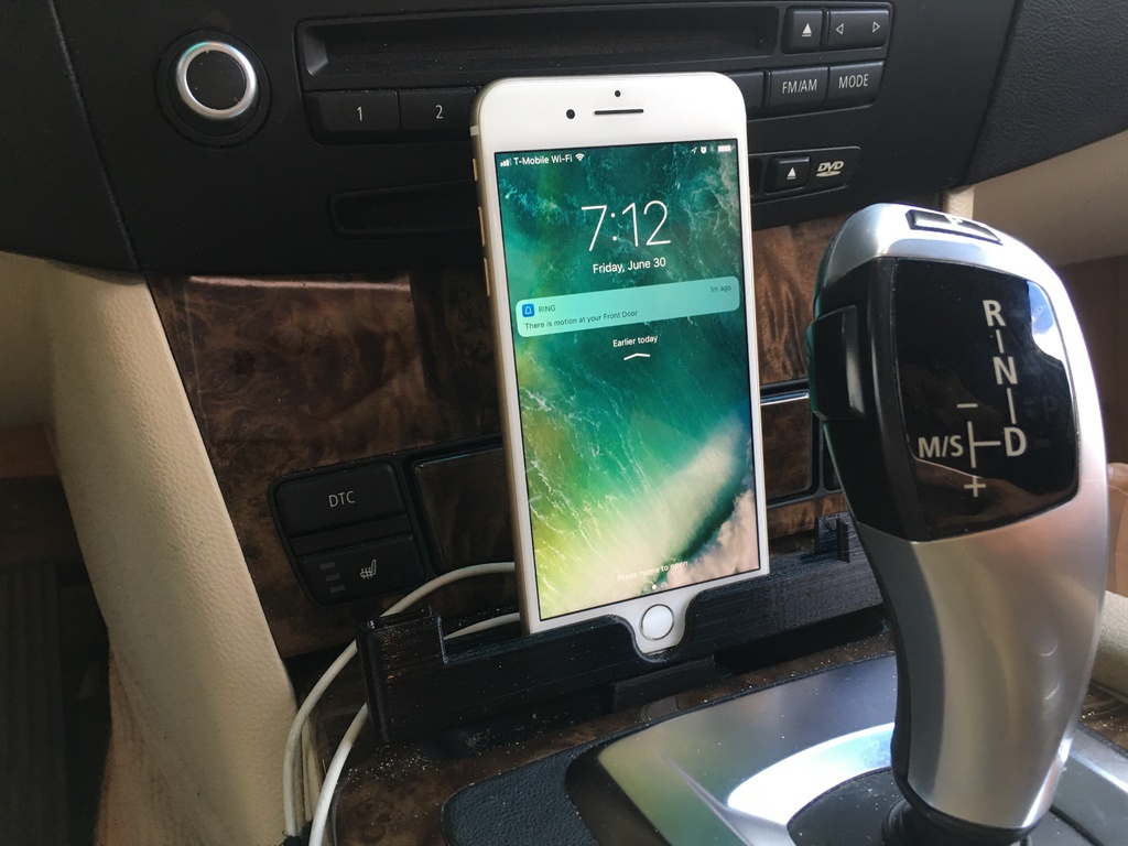 Apple iPhone 6 or 7 Plus Dock Horizontal and Vertical for BMW vehicles