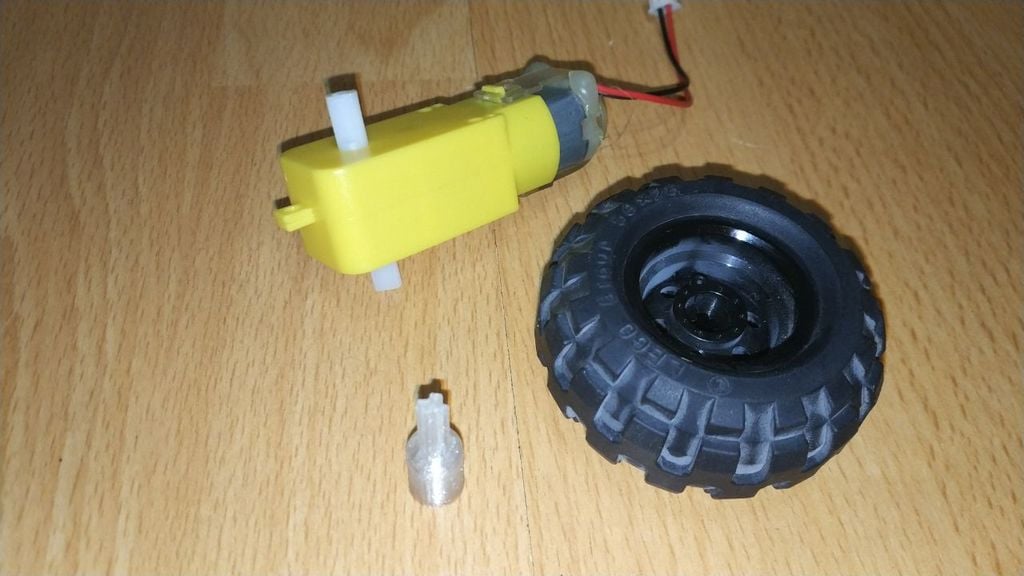 Lego wheel connector for motor/gearbox