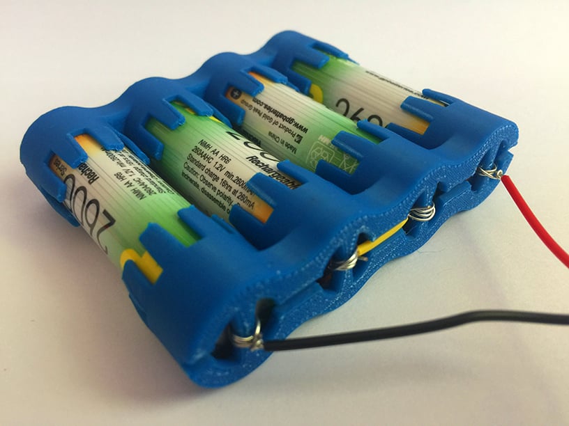 Battery holders for AA