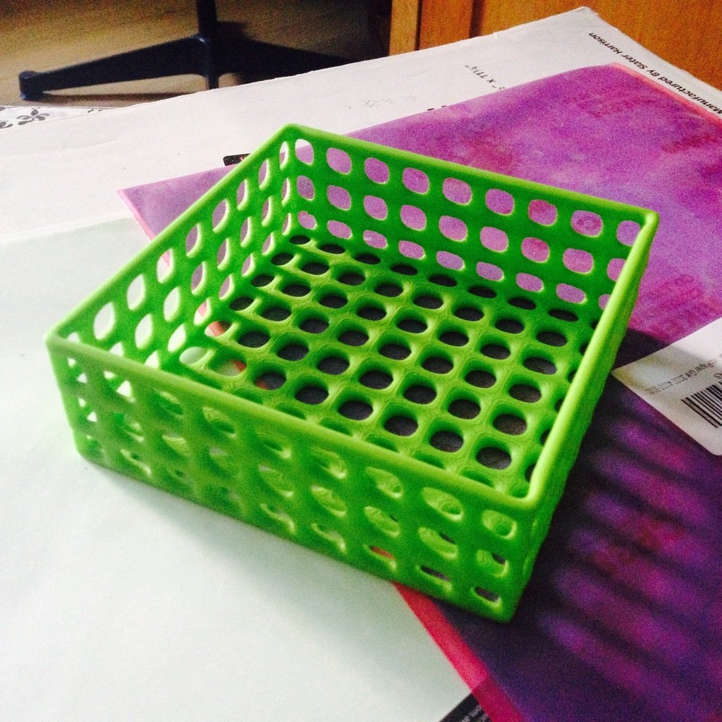 Square wire basket tray