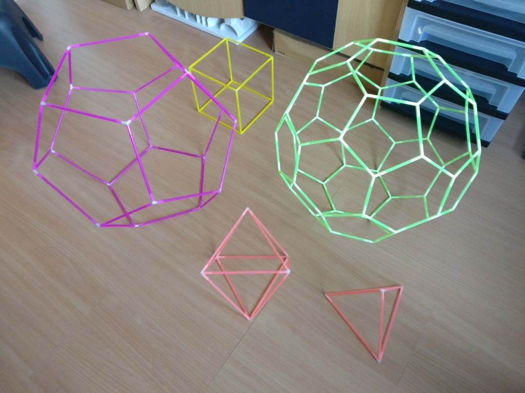 Connectors for Platonic and Archimedean solids or polyhedra