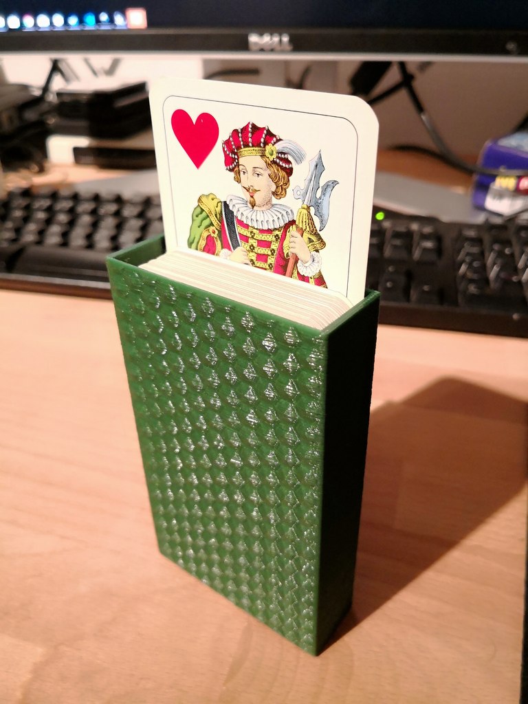 Parametric Facet Box for Cards