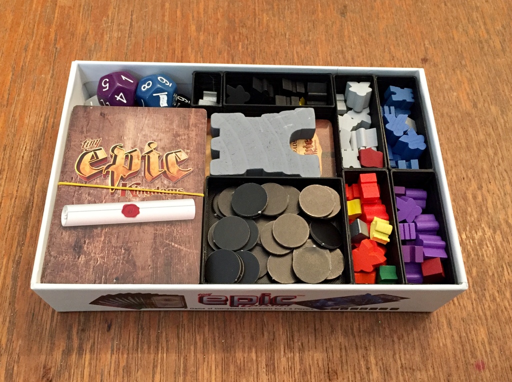 Tiny Epic Kingdoms and Heroes' Call organizer - Store both in one box