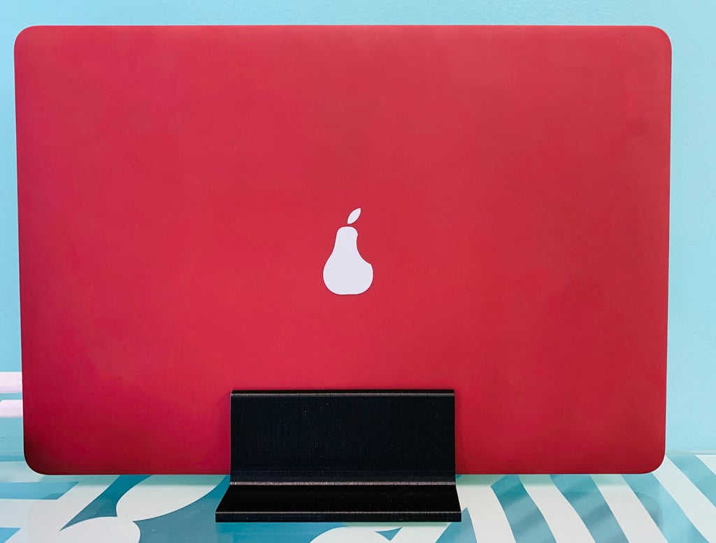 Vertical stand Apple MacBook Pro 15'