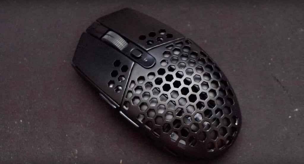 g305 battery cover with hex holes