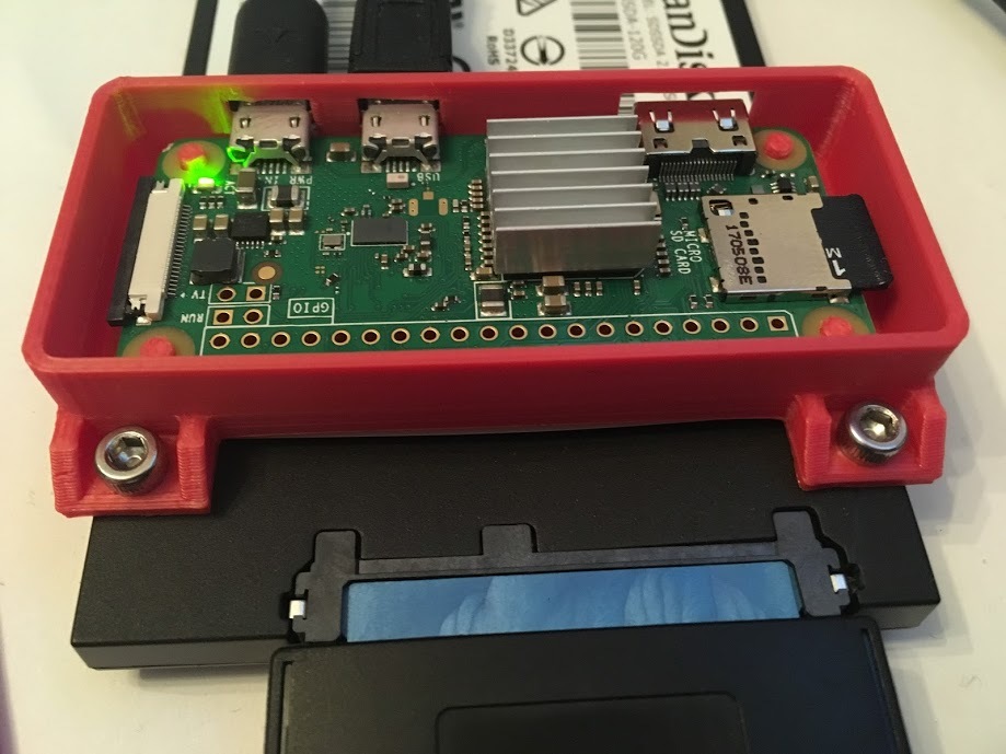 RPi Zero disk mount case
