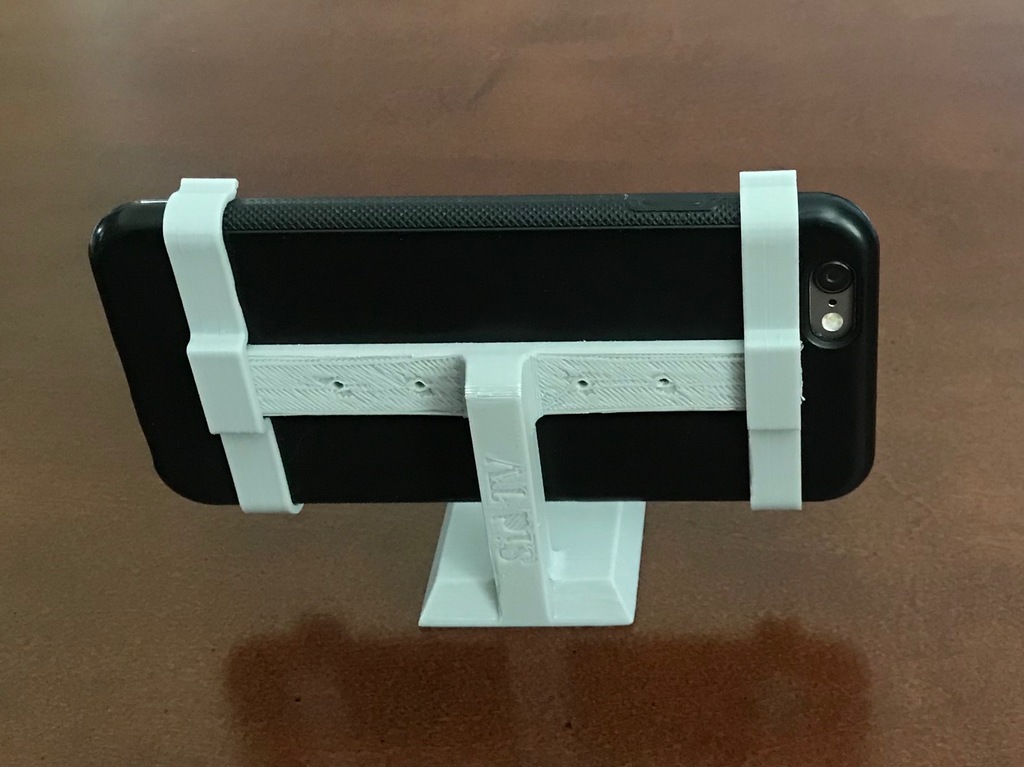 iPhone tripod mount