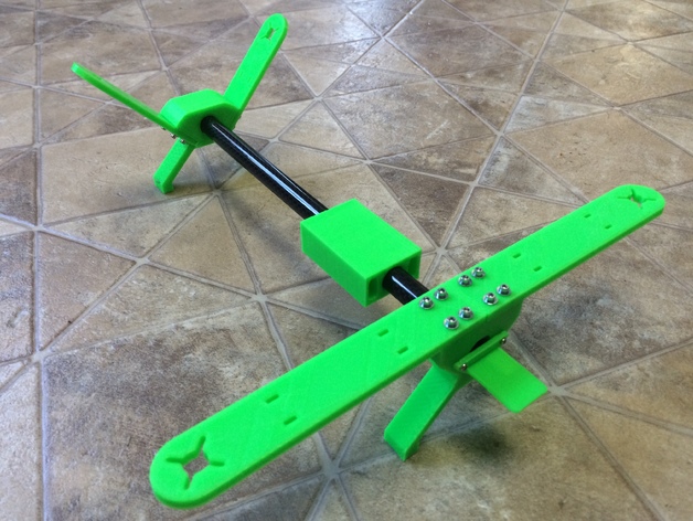 Simple V-tail quad copter