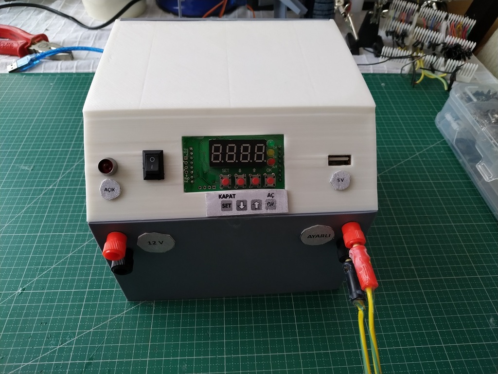 Lab Power Supply Case with D3806 buck boost converter 