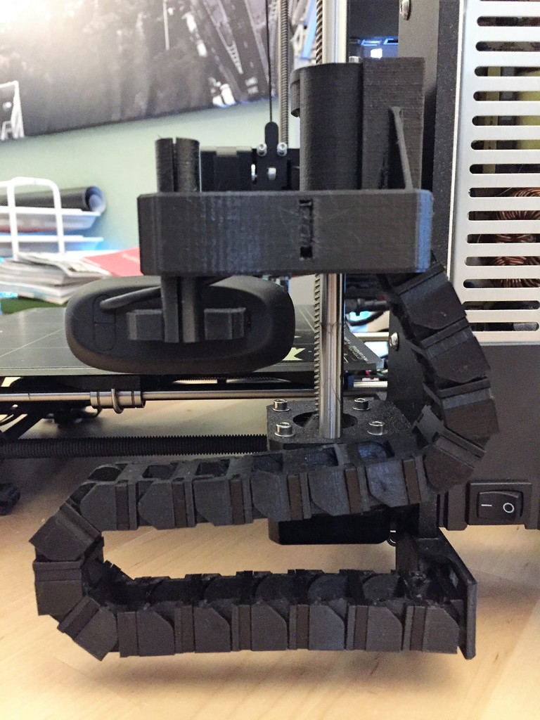 OctoPi webcam holder (Logitech C270) for Prusa i3 MK2 with cable chain