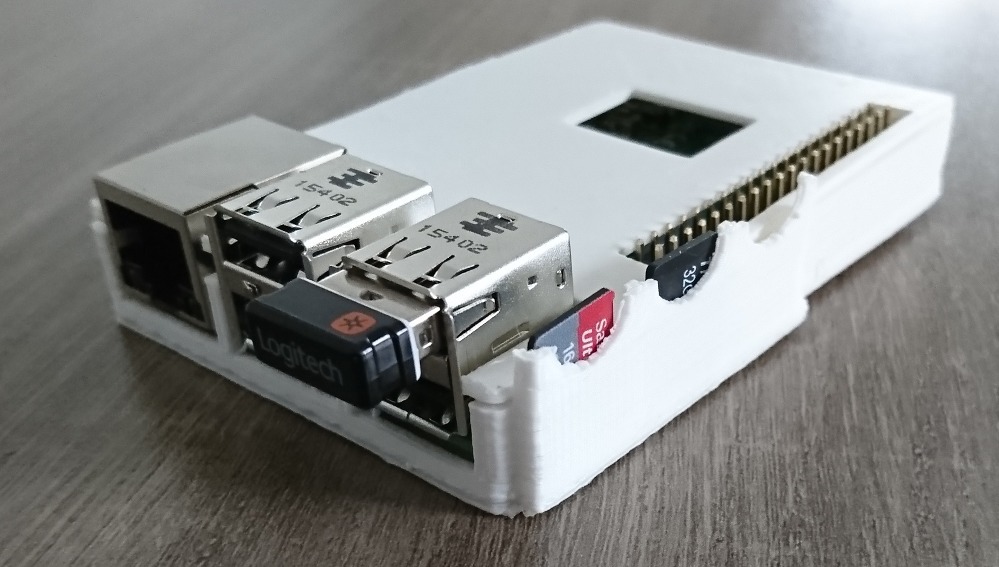Raspberry Pi 3 Slim Case with Heatsink Cutout - Small Rods - MicroSD holder