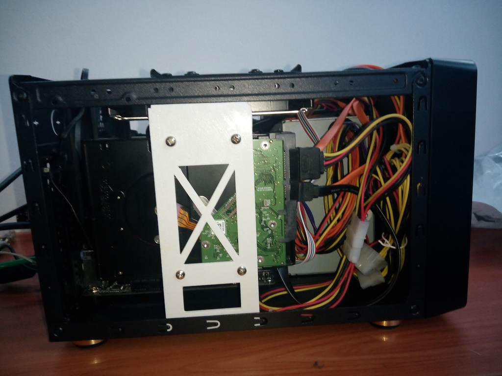 Case PC Kolink KLA-003 Midi-Tower | ATX, Micro-ATX, Mini-ITX | Alloggiamento Per Gaming E Ufficio | 1 USB 3.0, 2 USB 2.0