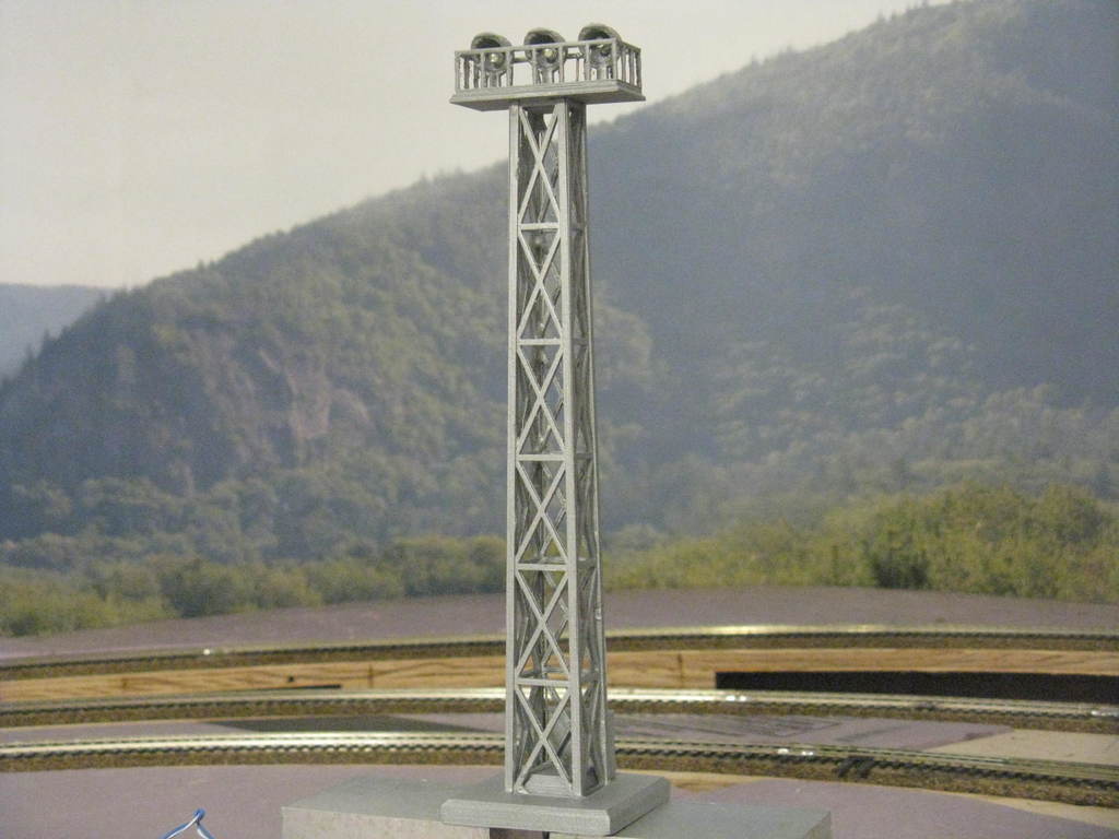 HO Scale 68' Yard Light Tower