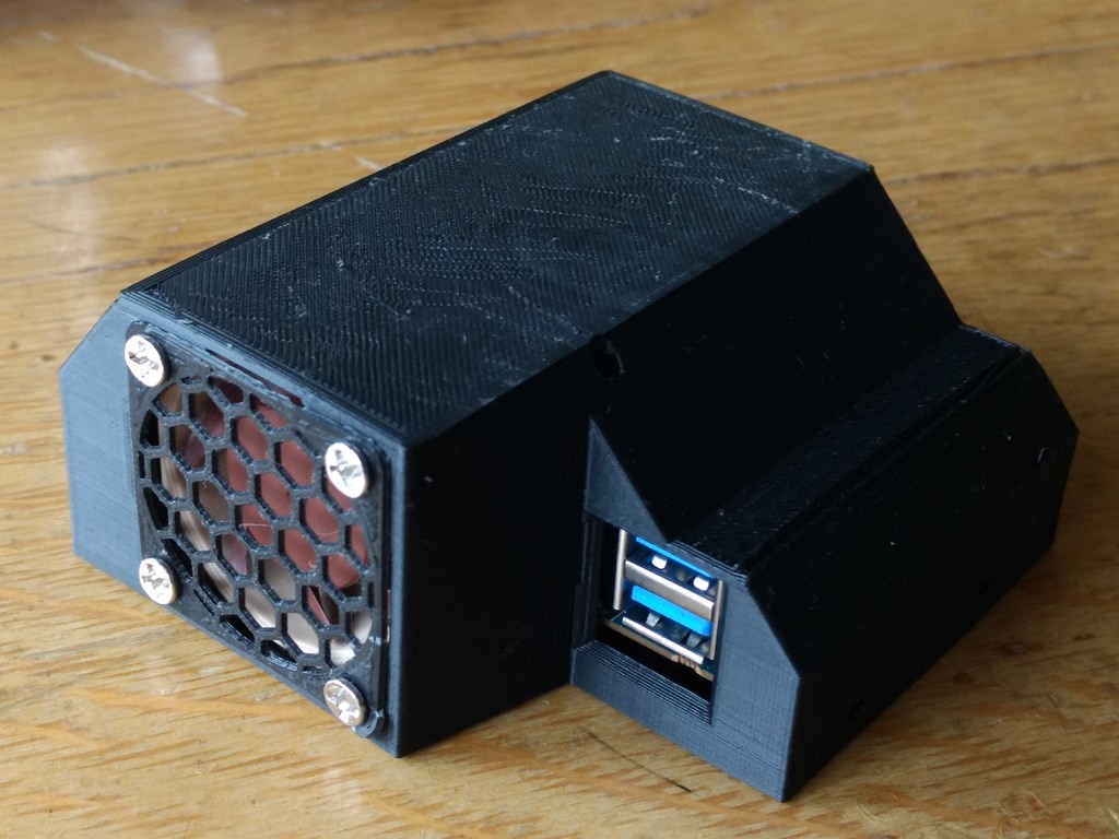 ODROID-XU4Q tunnel case actively cooled with Noctua 40x40x20mm fan
