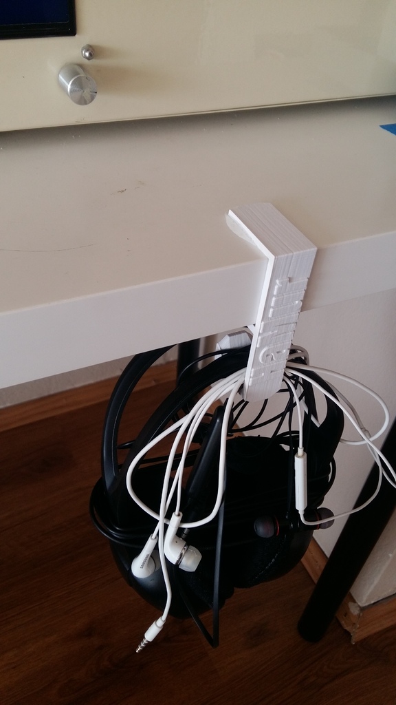 Earphone holder for IKEA tables (35mm)
