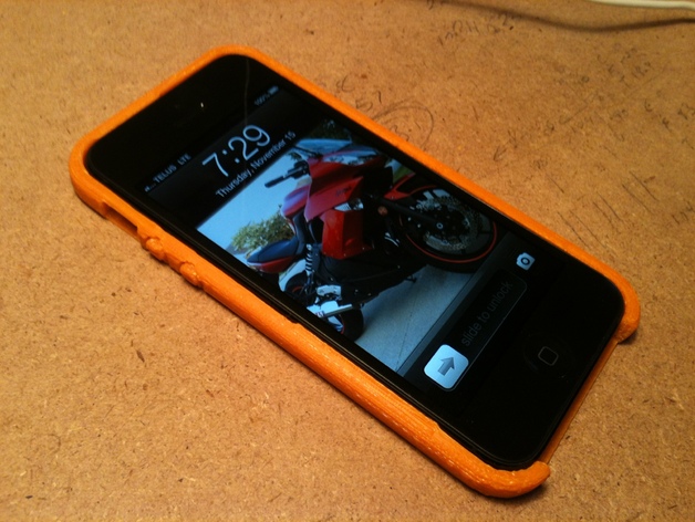 iPhone 5 Rounded Snap-On Case With Buttons