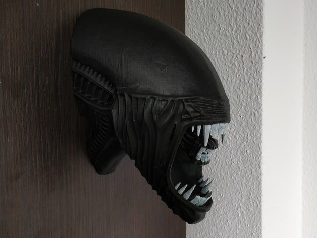 Alien Head Wall Hanger The Mouth Is Smaller