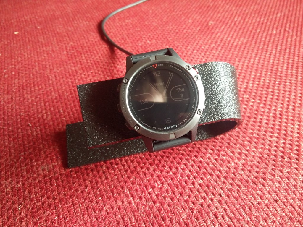 Minimalist Garmin Watch Stand