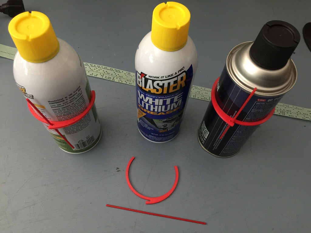 Spray can straw holder clip