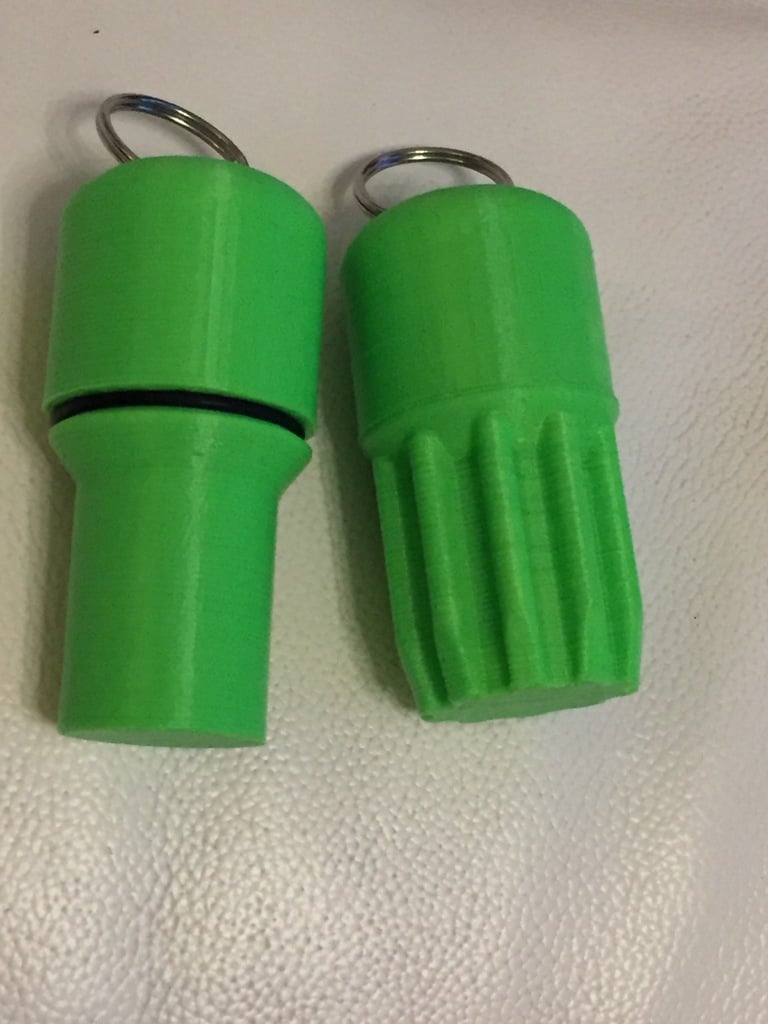 BIC Mini Waterproof Case (Floats)