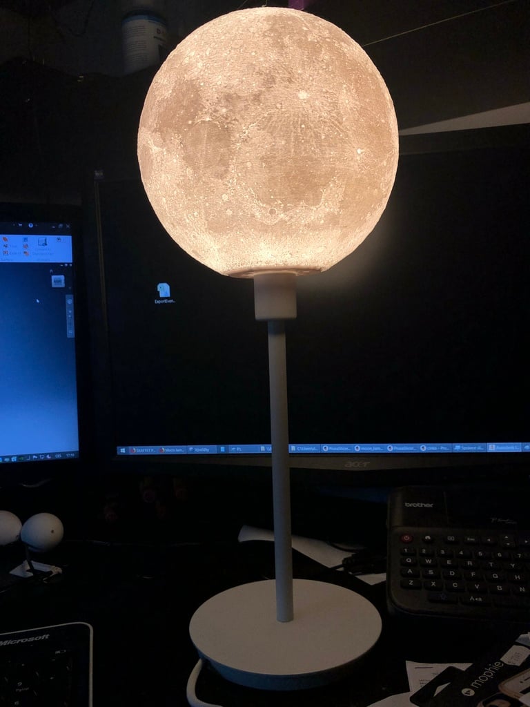 Moon lampshade reduction for Ikea SKAFTET lamp