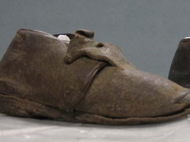 19th Century Leather Children's Shoe STL