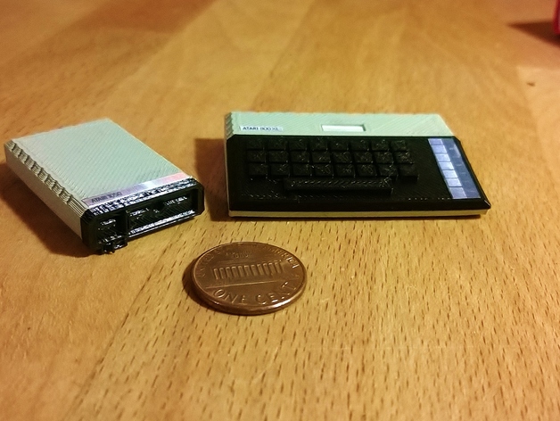 Mini Atari 800XL with Atari 1050 disk drive