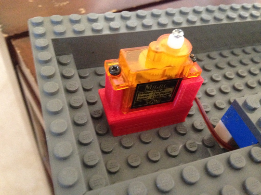 Lego Servo Holder