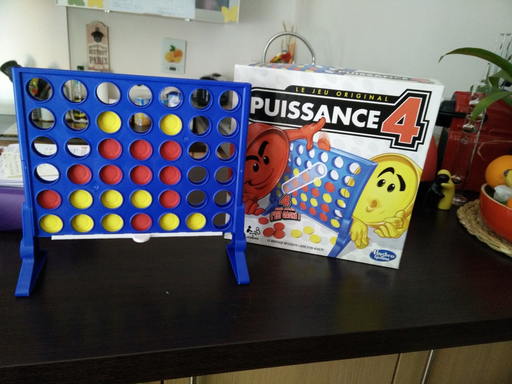 Connect 4 (puissance 4) coin holder