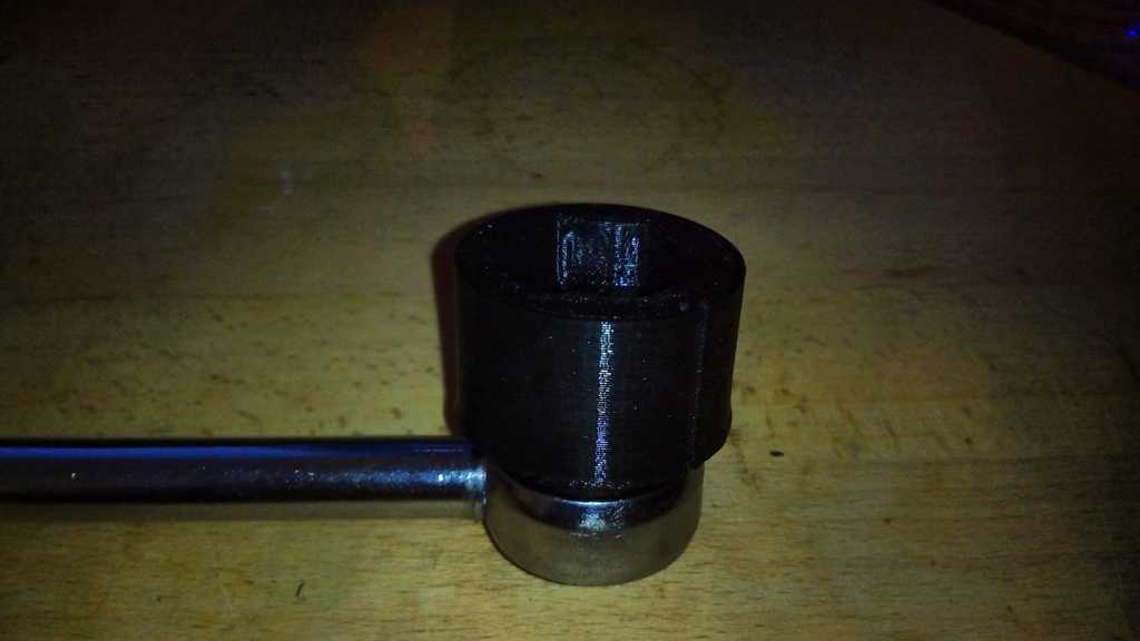 24 mm Socket for 10mm Wrench german: Nuss
