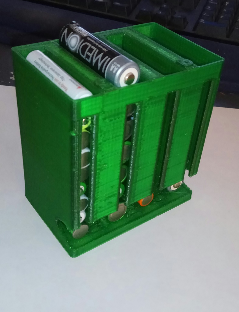 AA and AAA Battery Dispenser