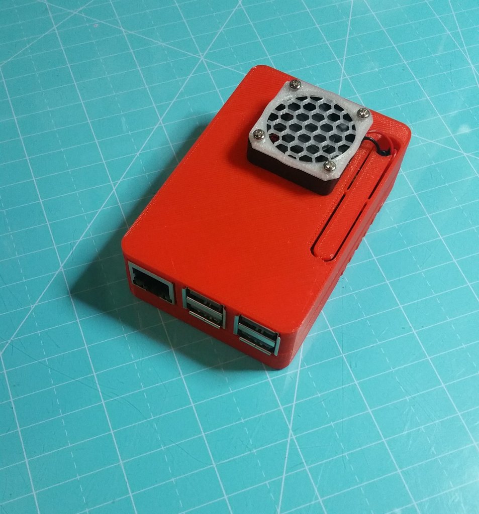 Raspberry Pi Snap together case with 30mm fan mount