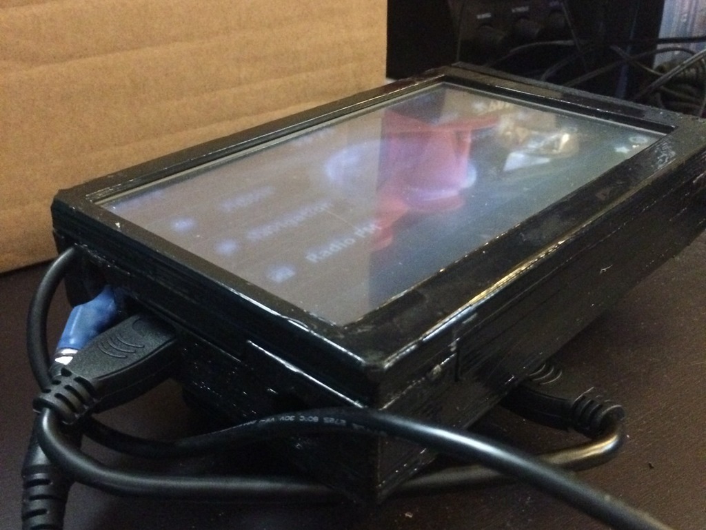 7 inch lcd with raspberry pi housing