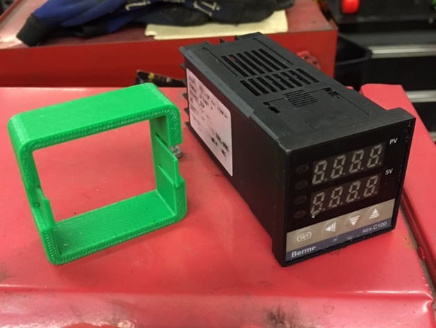 REX-C100 Temperature Controller Retaining Clip