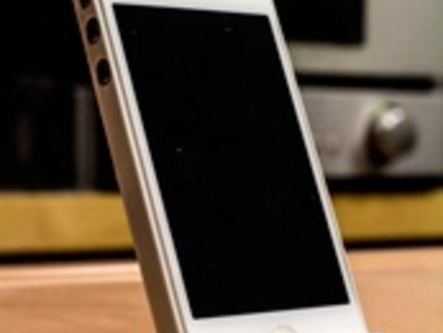 iPhone 4 Dock / Stand