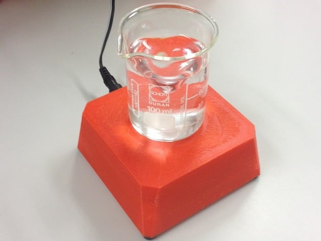 Magnetic stirrer from a 80 mm fan