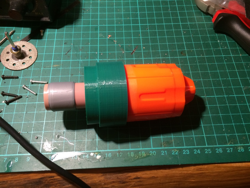 Hammershot cylinder adapter for drain blaster