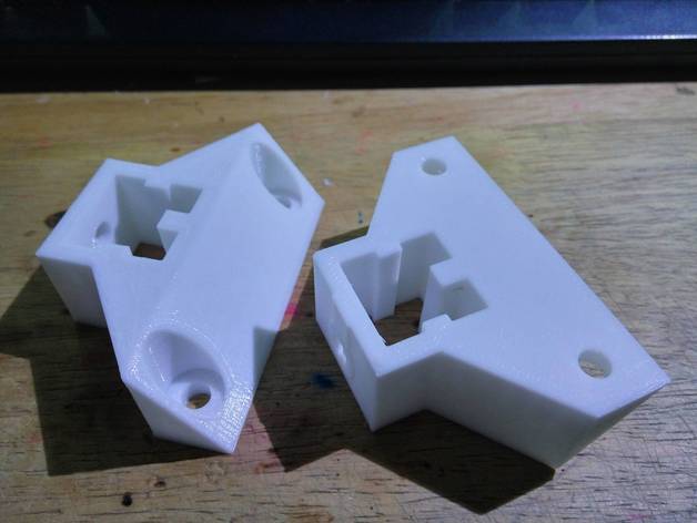 Improved Y brace T-connector for Wilson II printer